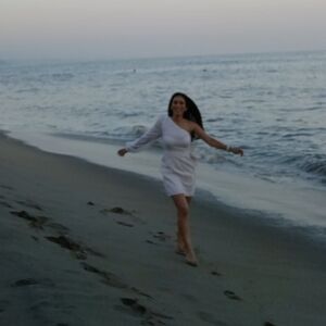 Meet your Posher, Adilene